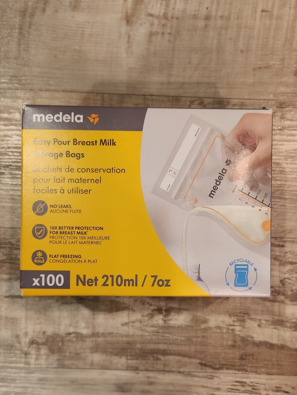 Medela Yellow and White Breast Milk Storage Bags Box
